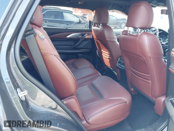 2019 Mazda CX-9 Signature with VIN JM3TCBEYXK0324257, listed as a IAAI auction lot 41986590 with Not provided miles and . Bid and sale history available at DreamBid. Image 8.