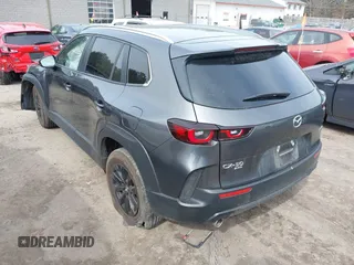 2024 Mazda CX-50 S Preferred z VIN 7MMVABBM0RN160085, wystawiony jako IAAI lot #41756979 z przebiegiem 19 353 mil mil oraz . Historia ofert i sprzedaży dostępna na DreamBid. Obrazek 3.