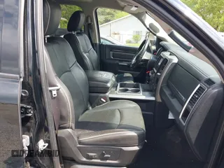 2014 Ram 1500 Longhorn Limited z VIN 1C6RR7WT4ES402324, wystawiony jako IAAI lot #42167372 z przebiegiem 92 188 mil mil oraz . Historia ofert i sprzedaży dostępna na DreamBid. Obrazek 5.