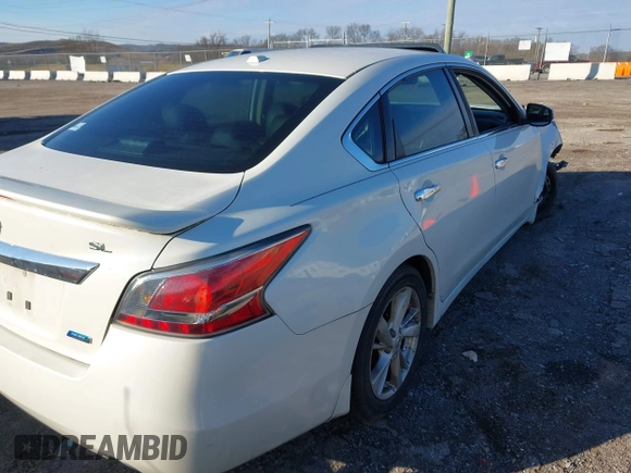 2014 Nissan Altima S with VIN 1N4AL3AP2EC150373, listed as a IAAI auction lot 41212387 with 175,356 mi miles and . Bid and sale history available at DreamBid. Image 4.