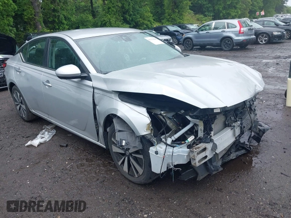 2021 Nissan Altima SV with VIN 1N4BL4DV6MN343648, listed as a IAAI auction lot 42321888 with 18,232 mi miles and . Bid and sale history available at DreamBid. Image 1.