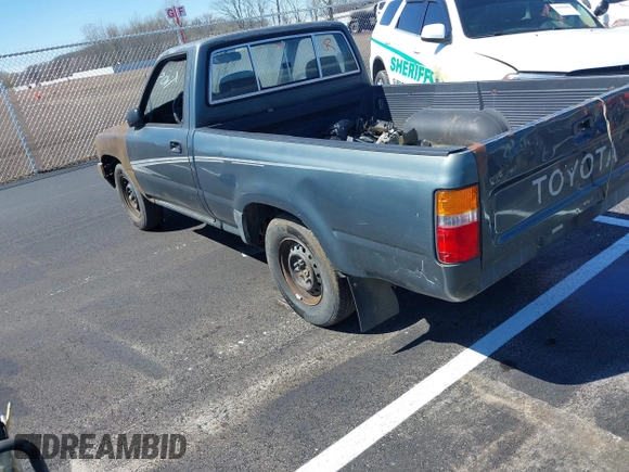 1992 Toyota Pickup DX with VIN JT4RN81P3N5138807, listed as a IAAI auction lot 41823804 with 136,154 mi miles and . Bid and sale history available at DreamBid. Image 3.