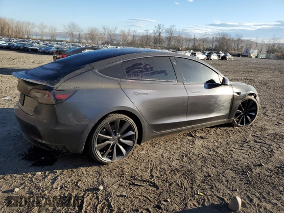 2020 Tesla Model 3 Performance z VIN 5YJ3E1EC9LF742555, wystawiony jako Copart lot #80116864 z przebiegiem 51 544 mil mil oraz Szkoda całkowita • Salvage title. Historia ofert i sprzedaży dostępna na DreamBid. Obrazek 3.