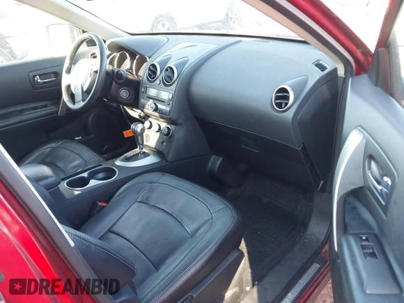 2010 Nissan Rogue S with VIN JN8AS5MT1AW010815, listed as a IAAI auction lot 41724480 with 188,343 mi miles and . Bid and sale history available at carsss.com. Image 5.