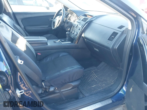 2012 Mazda CX-9 Sport z VIN JM3TB2BA8C0352473, wystawiony jako IAAI lot #41575179 z przebiegiem 251 859 mil mil oraz . Historia ofert i sprzedaży dostępna na DreamBid. Obrazek 5.
