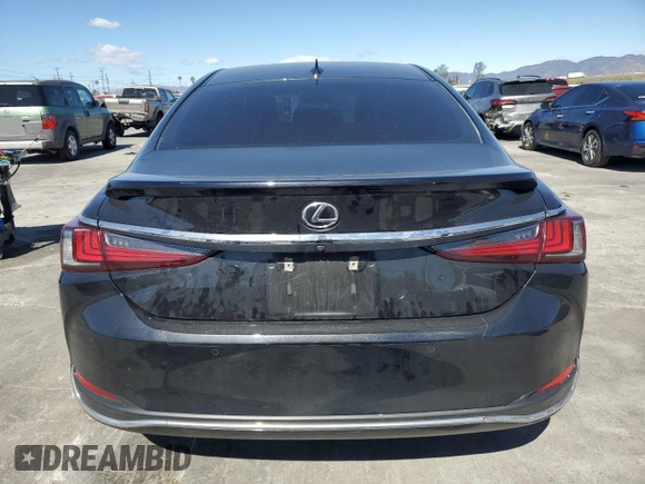 2023 Lexus ES with VIN 58ADA1C14PU031140, listed as a Copart auction lot 47227565 with 39,558 mi miles and Salvage Title. Bid and sale history available at carsss.com. Image 6.