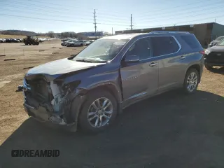 2018 Chevrolet Traverse High Country z VIN 1GNEVKKW8JJ221305, wystawiony jako Copart lot #47520505 z przebiegiem 132 203 mil mil oraz Szkoda całkowita • Salvage title. Historia ofert i sprzedaży dostępna na DreamBid. Obrazek 1.