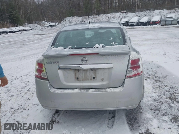 2012 Nissan Sentra 2.0 z VIN 3N1AB6AP4CL730663, wystawiony jako IAAI lot #41685848 z przebiegiem 134 939 mil mil oraz . Historia ofert i sprzedaży dostępna na DreamBid. Obrazek 16.