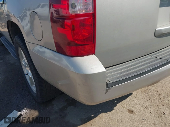 2007 Chevrolet Tahoe LS with VIN 1GNEC13JX7R169138, listed as a IAAI auction lot 41687135 with Not provided miles and . Bid and sale history available at DreamBid. Image 13.