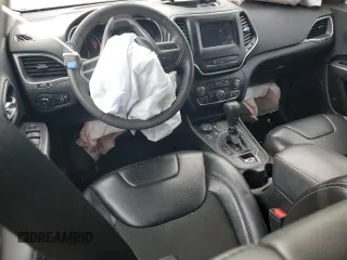 2020 Jeep Cherokee Latitude Plus с VIN 1C4PJMLB8LD609544, выставлен на аукционе Copart как лот 56737575 с пробегом Не указан миль и Списание • Salvage title. История ставок и продаж доступна на DreamBid. Изображение 8.