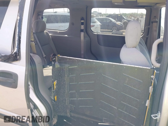 2008 Chevrolet Uplander LS with VIN 1GNDV23W18D151908, listed as a IAAI auction lot 42049564 with 77,413 mi miles and . Bid and sale history available at DreamBid. Image 8.