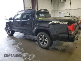 2019 Toyota Tacoma SR z VIN 5TFCZ5AN1KX196812, wystawiony jako Copart lot #51372065 z przebiegiem Nie podano mil oraz Szkoda całkowita • Salvage title. Historia ofert i sprzedaży dostępna na DreamBid. Obrazek 2.