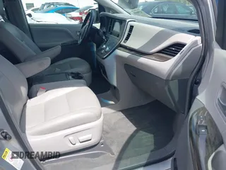 2015 Toyota Sienna XLE with VIN 5TDYK3DC9FS532310, listed as a IAAI auction lot 41990553 with 75,133 mi miles and . Bid and sale history available at DreamBid. Image 5.