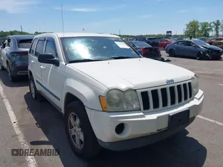 2007 Jeep Grand Cherokee Laredo z VIN 1J8GR48K87C643277, wystawiony jako IAAI lot #42204203 z przebiegiem 165 425 mil mil oraz . Historia ofert i sprzedaży dostępna na DreamBid. Obrazek 1.