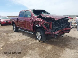 2019 Ram 2500 Laramie with VIN 3C6UR5FL1KG615300, listed as a IAAI auction lot 41820765 with 103,645 mi miles. Bid and sale history available at carsss.com. Image 1.