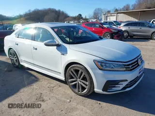 2019 Volkswagen Passat SE R-Line z VIN 1VWMA7A32KC012553, wystawiony jako IAAI lot #41509398 z przebiegiem 88 001 mil mil oraz . Historia ofert i sprzedaży dostępna na DreamBid. Obrazek 1.