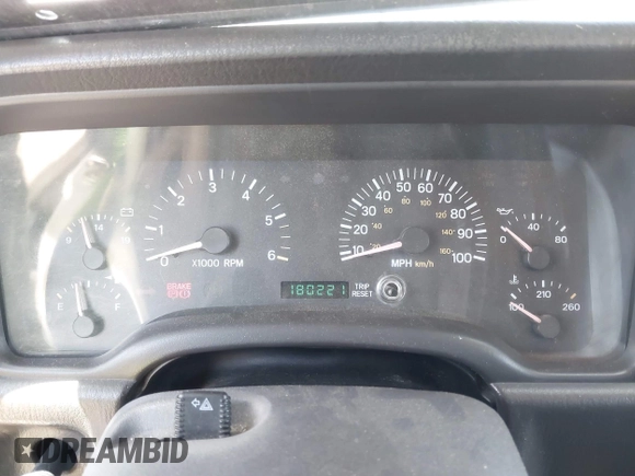 1999 Jeep Cherokee Sport with VIN 1J4FT68S1XL522018, listed as a IAAI auction lot 42551567 with 180,221 mi miles and . Bid and sale history available at DreamBid. Image 7.