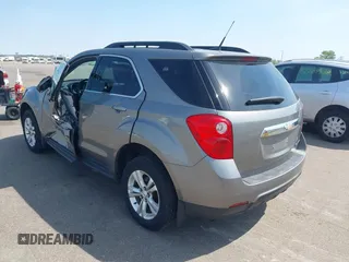 2012 Chevrolet Equinox 1LT z VIN 2GNALDEK2C6353498, wystawiony jako IAAI lot #42214371 z przebiegiem 167 691 mil mil oraz . Historia ofert i sprzedaży dostępna na DreamBid. Obrazek 3.