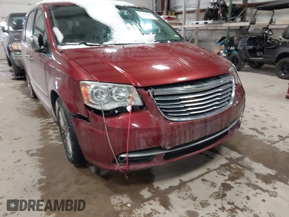 2011 Chrysler Town & Country Limited with VIN 2A4RR6DG6BR610723, listed as a IAAI auction lot 41618665 with 165,993 mi miles. Bid and sale history available at carsss.com. Image 6.