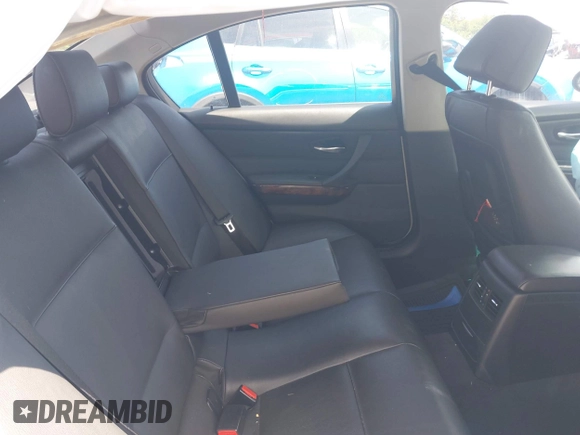 2008 BMW 3 Series 328xi with VIN WBAVC73518KX92542, listed as a IAAI auction lot 42494583 with 152,138 mi miles and . Bid and sale history available at DreamBid. Image 8.