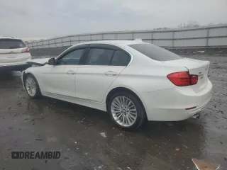 2013 BMW 3 Series 328i xDrive with VIN WBA3B3G58DNR80139, listed as a Copart auction lot 86662574 with 124,966 mi miles and Salvage Title. Bid and sale history available at carsss.com. Image 2.