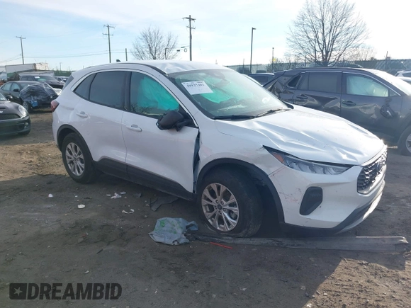 2023 Ford Escape Active with VIN 1FMCU9GN0PUB29281, listed as a IAAI auction lot 40937481 with 9,792 mi miles and . Bid and sale history available at carsss.com. Image 1.