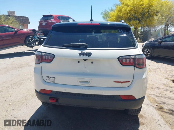 2019 Jeep Compass Trailhawk with VIN 3C4NJDDB4KT780239, listed as a IAAI auction lot 42095643 with 68,995 mi miles and . Bid and sale history available at DreamBid. Image 15.