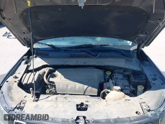 2018 Jeep Compass Altitude with VIN 3C4NJDBBXJT185252, listed as a IAAI auction lot 41847785 with 126,915 mi miles and . Bid and sale history available at carsss.com. Image 10.