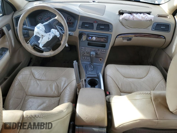 2001 Volvo V70 with VIN YV1SZ58D911021115, listed as a Copart auction lot 42342435 with 219,979 mi miles and Non Repairable. Bid and sale history available at carsss.com. Image 8.