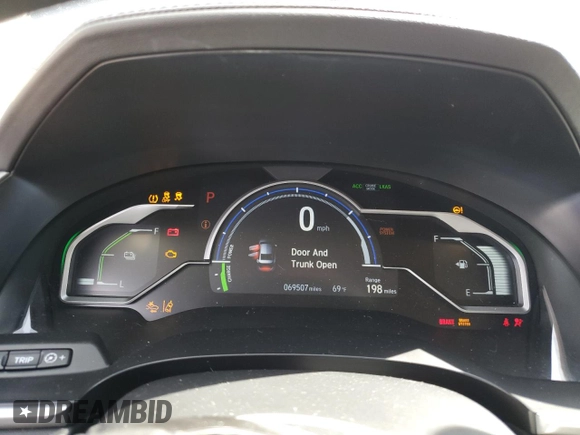 2018 Honda Clarity Plug-In Hybrid with VIN JHMZC5F13JC018132, listed as a Copart auction lot 46611325 with 69,507 mi miles and Salvage Title. Bid and sale history available at carsss.com. Image 9.