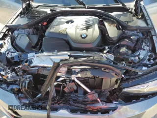 2025 BMW 3 Series 330i with VIN 3MW69CW0XS8E97928, listed as a Copart auction lot 85332294 with Not Provided miles and Non Repairable. Bid and sale history available at carsss.com. Image 13.
