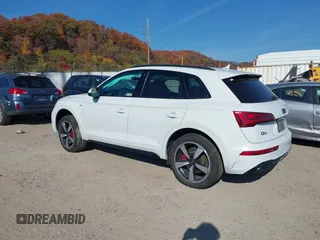 2024 Audi Q5 S line Premium Plus with VIN WA1EAAFY1R2143511, listed as a IAAI auction lot 40736946 with 1,125 mi miles and . Bid and sale history available at DreamBid. Image 3.