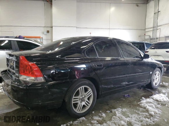 2006 Volvo S60 2.5L Turbo with VIN YV1RS592362511406, listed as a Copart auction lot 71749014 with 134,975 mi miles and Salvage Title. Bid and sale history available at carsss.com. Image 3.