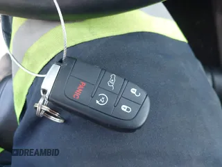 2018 Jeep Grand Cherokee Limited с VIN 1C4RJFBG2JC324682, выставлен на аукционе IAAI как лот 42253568 с пробегом 70 080 миль миль и . История ставок и продаж доступна на DreamBid. Изображение 11.