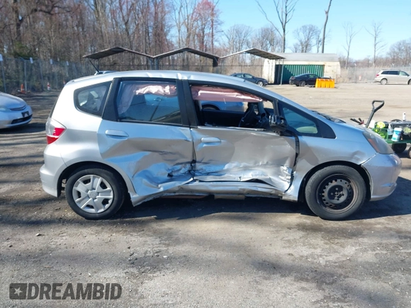 2013 Honda Fit with VIN JHMGE8H38DC048569, listed as a IAAI auction lot 41898777 with 130,461 mi miles. Bid and sale history available at carsss.com. Image 13.