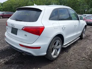 2010 Audi Q5 Prestige с VIN WA1WKAFP0AA082106, выставлен на аукционе IAAI как лот 42543669 с пробегом Не указан миль и . История ставок и продаж доступна на DreamBid. Изображение 4.