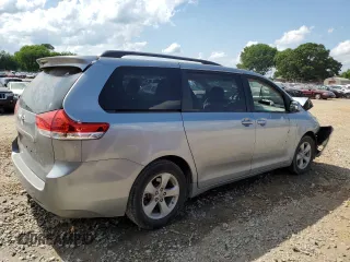 2011 Toyota Sienna LE AAS with VIN 5TDKK3DC8BS099367, listed as a Copart auction lot 56113655 with 182,851 mi miles and Salvage title. Bid and sale history available at DreamBid. Image 3.