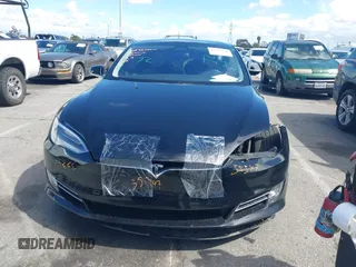 2019 Tesla Model S 75D с VIN 5YJSA1E22KF305722, выставлен на аукционе IAAI как лот 41765921 с пробегом 35 361 миль миль и . История ставок и продаж доступна на DreamBid. Изображение 20.