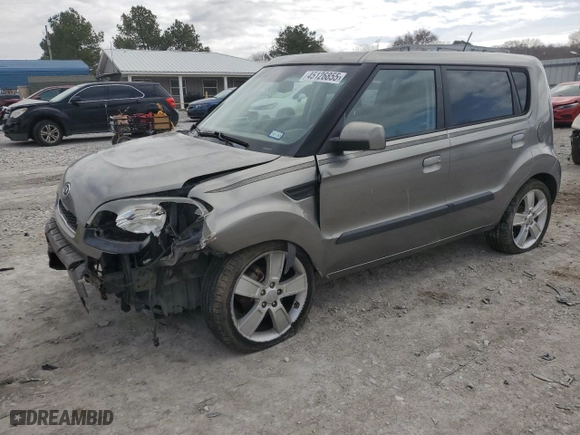 2010 Kia Soul ! with VIN KNDJT2A21A7119143, listed as a Copart auction lot 45126855 with 134,082 mi miles and Salvage Title. Bid and sale history available at carsss.com. Image 1.