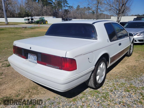 1990 Mercury Cougar z VIN 1MEPM62RSLH656412, wystawiony jako Copart lot #47771735 z przebiegiem 14 277 mil mil oraz Czysty tytuł • Clean title. Historia ofert i sprzedaży dostępna na DreamBid. Obrazek 4.