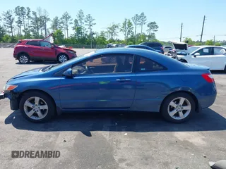 2008 Honda Civic Cpe EX with VIN 2HGFG12868H580491, listed as a IAAI auction lot 42066847 with 178,887 mi miles. Bid and sale history available at carsss.com. Image 14.