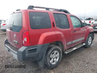 2012 Nissan Xterra X with VIN 5N1AN0NW4CC509400, listed as a IAAI auction lot 41911112 with 164,138 mi miles. Bid and sale history available at carsss.com. Image 4.