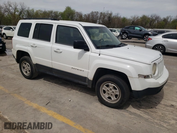 2014 Jeep Patriot Altitude with VIN 1C4NJPBA7ED642359, listed as a Copart auction lot 50761925 with 222,922 mi miles and Salvage Title. Bid and sale history available at DreamBid. Image 4.