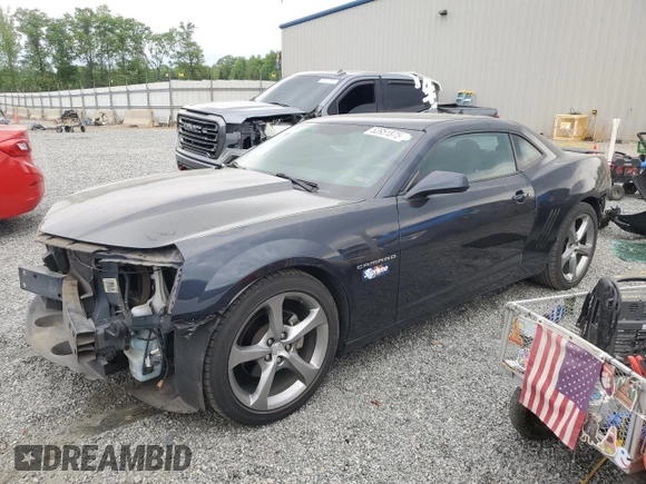 2014 Chevrolet Camaro LT z VIN 2G1FC1E39E9147126, wystawiony jako Copart lot #53951875 z przebiegiem 115 040 mil mil oraz Szkoda całkowita • Salvage title. Historia ofert i sprzedaży dostępna na DreamBid. Obrazek 1.
