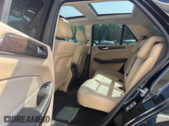 2016 Mercedes-Benz GLE 350 with VIN 4JGDA5HB8GA621150, listed as a IAAI auction lot 42422358 with 117,155 mi miles and . Bid and sale history available at DreamBid. Image 8.
