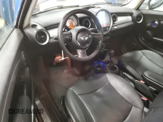 2013 MINI Hardtop with VIN WMWSU3C53DT681665, listed as a Copart auction lot 60752355 with 104,874 mi miles and Salvage title. Bid and sale history available at DreamBid. Image 8.