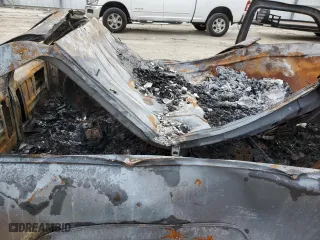 1999 Chevrolet Tahoe with VIN 3GNEK18R0XG112934, listed as a Copart auction lot 86695704 with 0 mi miles and Non Repairable. Bid and sale history available at carsss.com. Image 10.