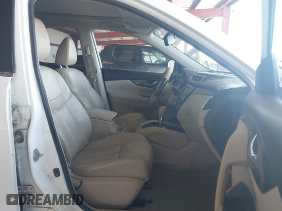 2015 Nissan Rogue S with VIN 5N1AT2MT0FC806919, listed as a IAAI auction lot 42079195 with 138,433 mi miles. Bid and sale history available at carsss.com. Image 5.