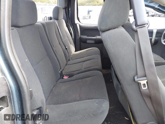 2007 Chevrolet Silverado 1500 Work Truck with VIN 1GCEC19C47Z500815, listed as a IAAI auction lot 41663024 with 142,392 mi miles and . Bid and sale history available at DreamBid. Image 8.
