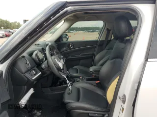 2020 MINI Countryman Cooper S with VIN WMZYW7C03L3L43586, listed as a Copart auction lot 64841424 with 42,940 mi miles and Non Repairable. Bid and sale history available at carsss.com. Image 7.